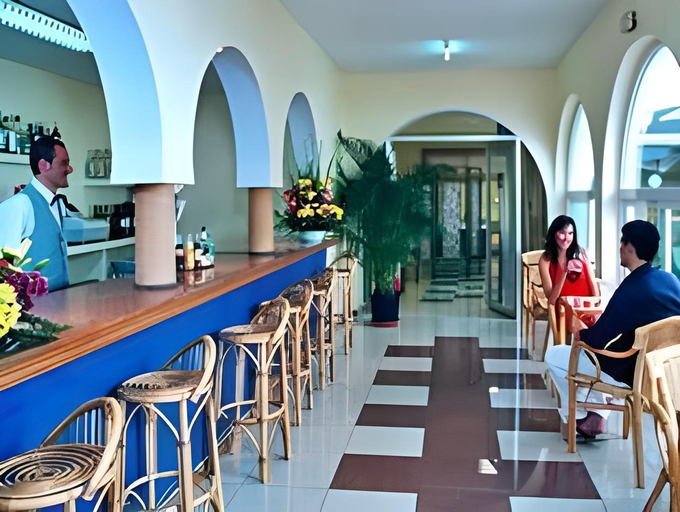 Food & Drinks 4, Apartamentos Marina Internacional, Alicante