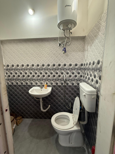Bathroom 3, ILFORD CASTLE HOME STAY PONDICHERRY, Viluppuram