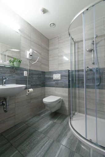 Bathroom 3, Solid Gold Garni Hotel, Malacky