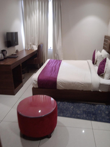 Bedroom 12