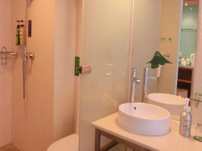 Bathroom 9