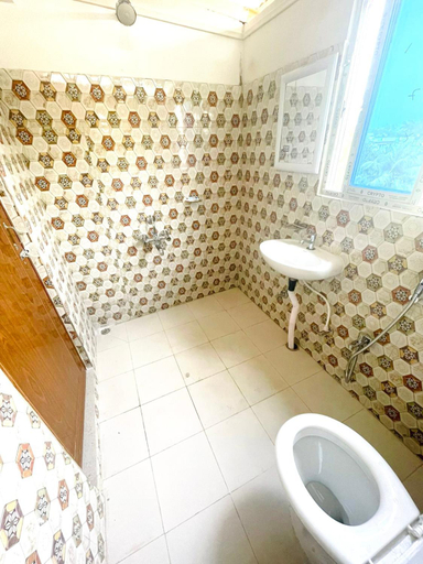 Bathroom 4, Cupidtrails Backpacker Penthouse, Kamrup Metropolitan