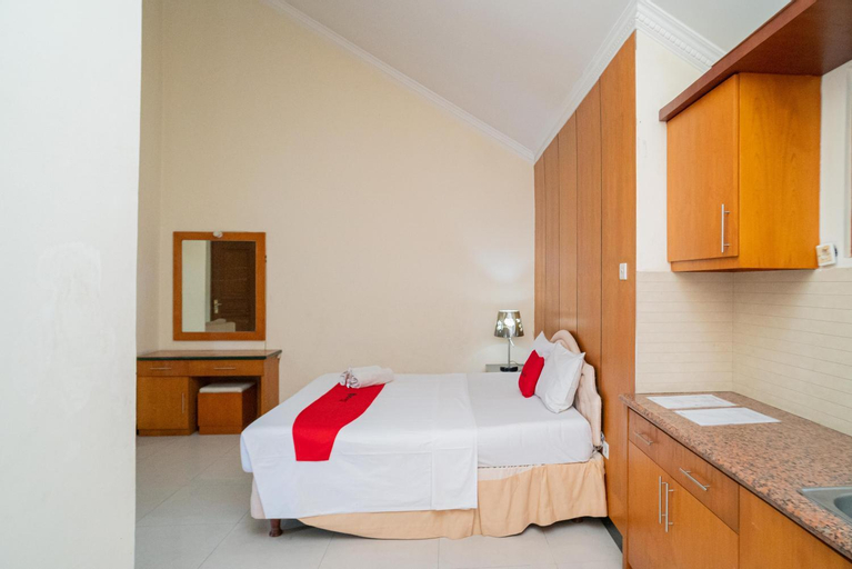 Bedroom 13