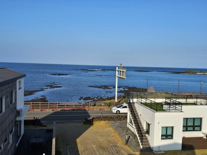 Others 5, Jeju Hadori 1st Bunji Pension, Jeju