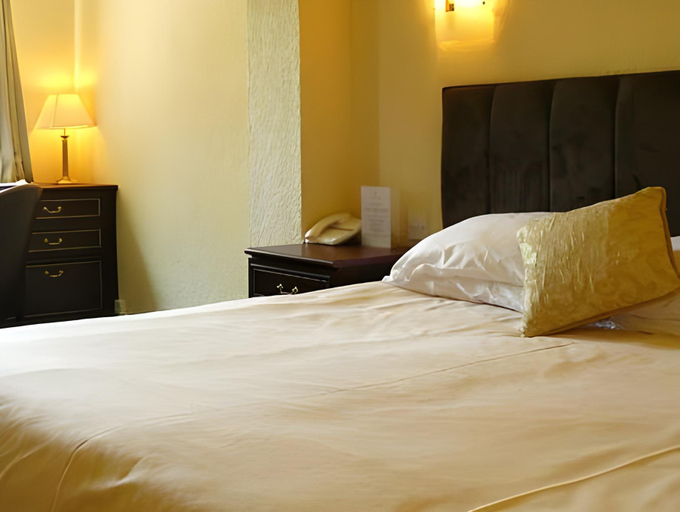 Bedroom 2, Springfield Hotel & Health Club, Flintshire