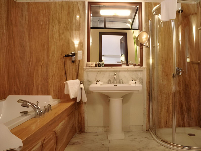 Bathroom 5, Hotel Copernicus, Kraków City