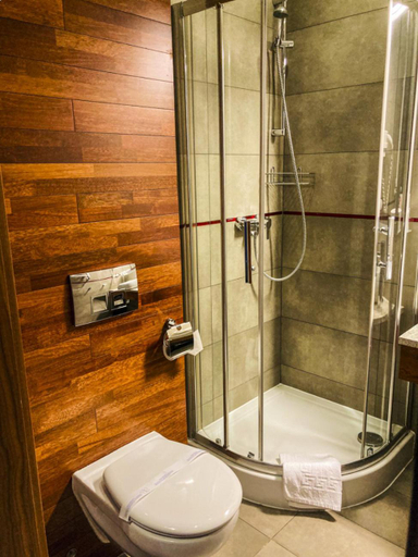 Bathroom 4, Hotel Modus, Mikołów