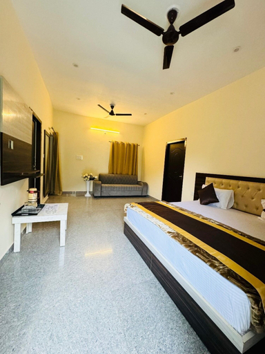 Bedroom 2, Goroomgo Moonlight Hotel Bhimtal, Nainital