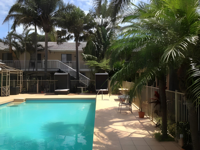 Sport & Beauty 5, Blue Pacific Motel, Lake Macquarie - East