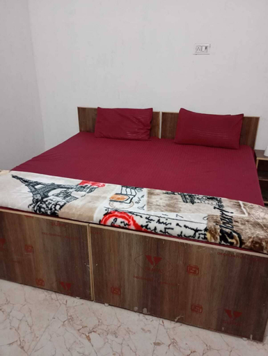 Bedroom, Kishori Seva Sadan, Mathura