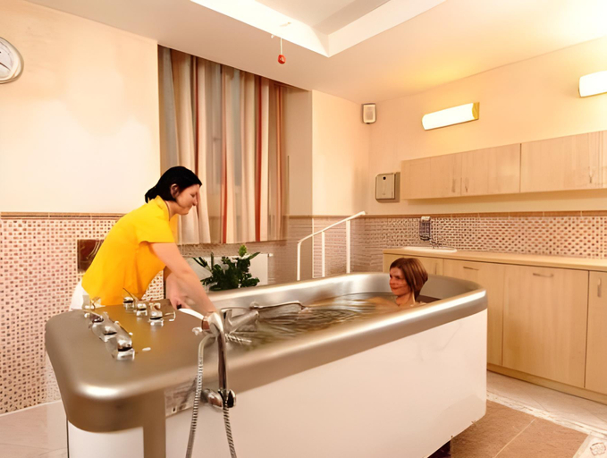 Bathroom 4, OREA Spa Hotel Palace Zvon Marianske Lazne, Cheb