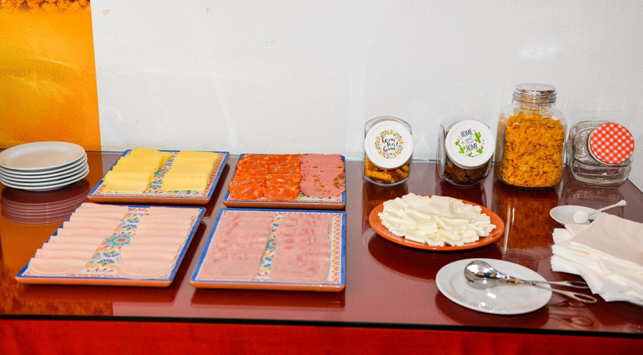 Food & Drinks 5, Hotel Lagosmar, Lagos