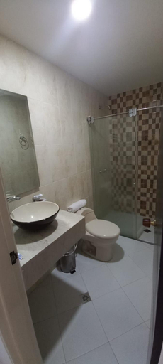 Bathroom 3, Hotel Panama, Neiva
