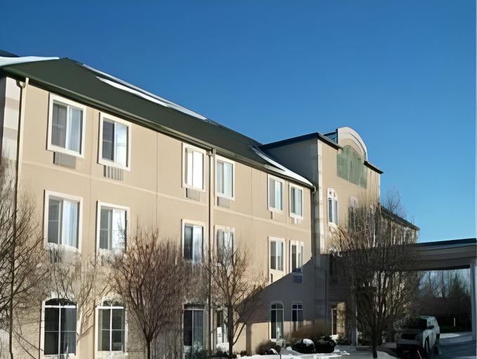 Exterior & Views, Comfort Inn DeKalb - University Area, De Kalb