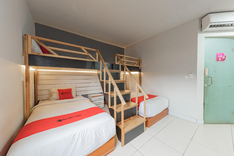 Bedroom 17