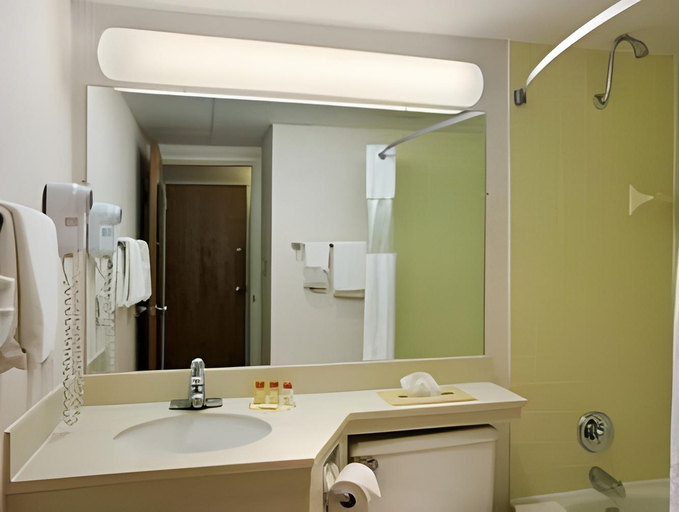 Bathroom 3, Quality Inn & Suites Richfield, Summit