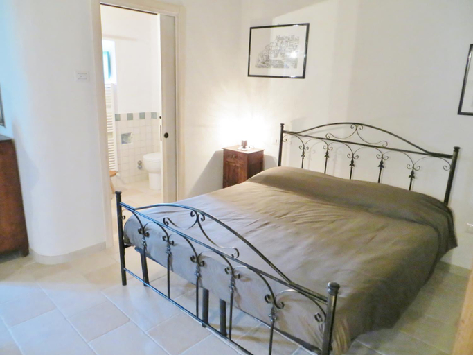 Bedroom 2, Case Vacanza Al Borgo Antico, Foggia
