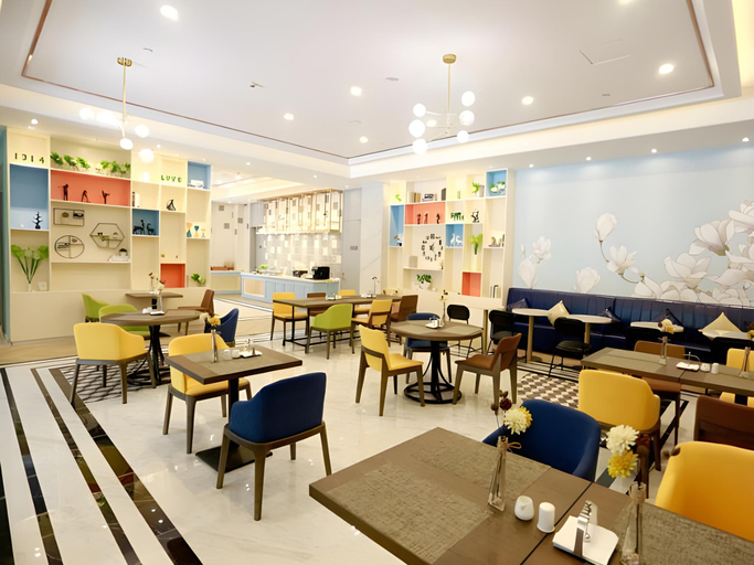 Food & Drinks 4, Magnotel Hotel Qionghai Wanquanhe Aihua Road, Hainan
