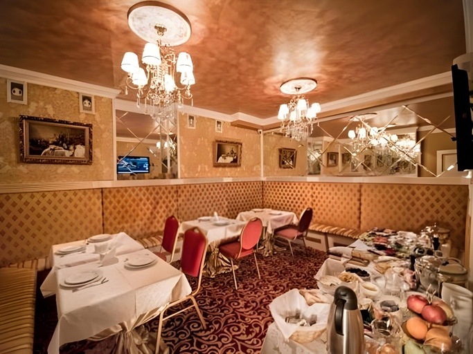 Food & Drinks 4, Royal City Hotel, Shevchenkivs'kyi
