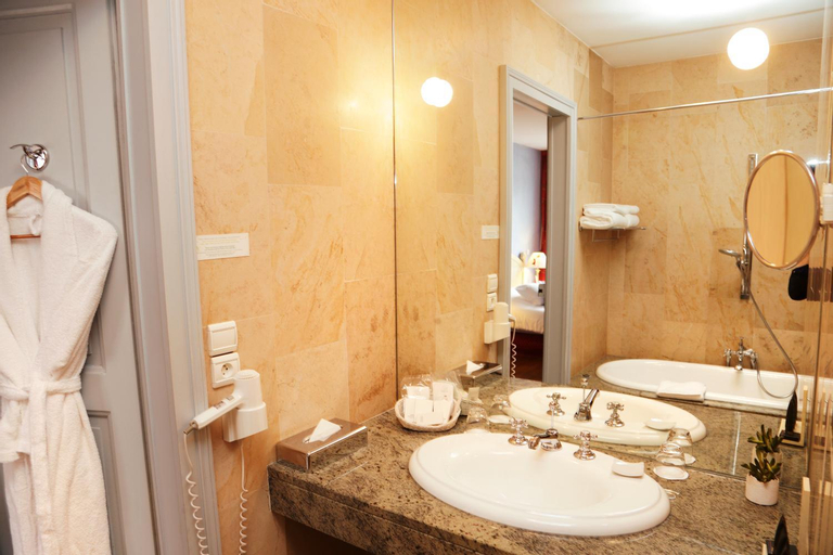 Bathroom 5