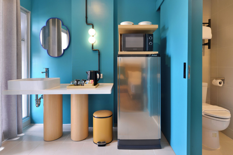 Bathroom 7
