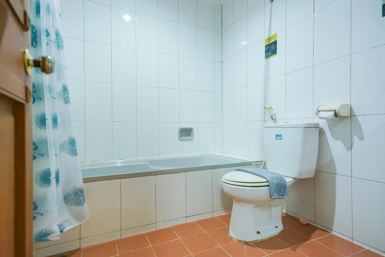 Bathroom 6