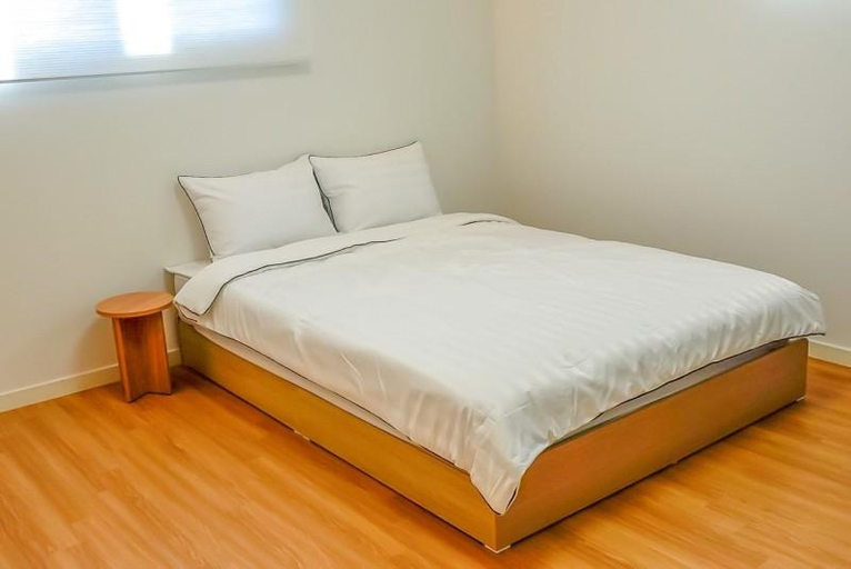 Bedroom 5, Seogwipo Blossom Pension, Seogwipo