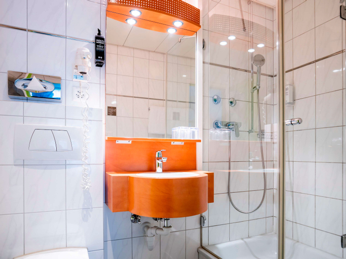 Bathroom 5