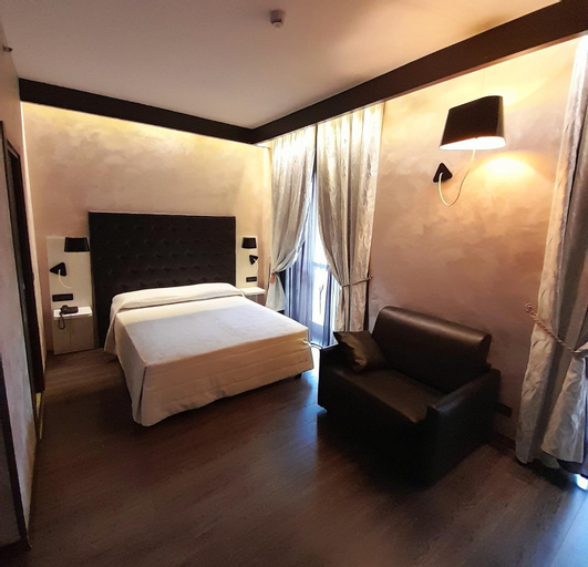 Bedroom 14