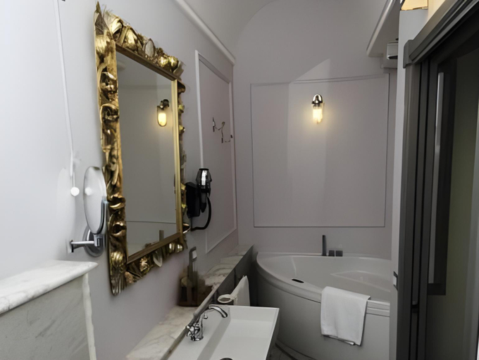 Bathroom 2, Stanze del David Place, Florence