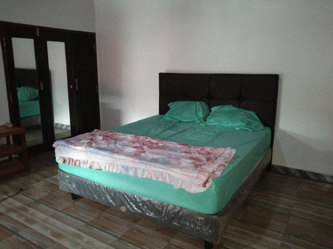 Bedroom 2, lakey peak villa tsubaki, Dompu