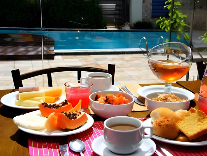 Food & Drinks 7
