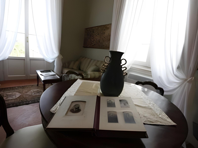 Bedroom 2, Villa la Fornacina, Florence