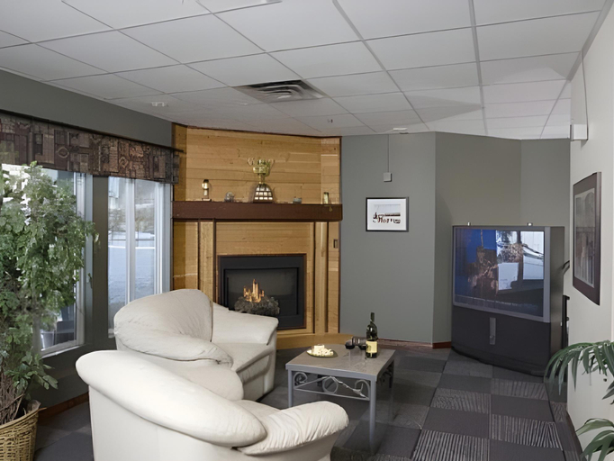 Public Area 2, Sunset Resorts Canmore and Spa, Division No. 15