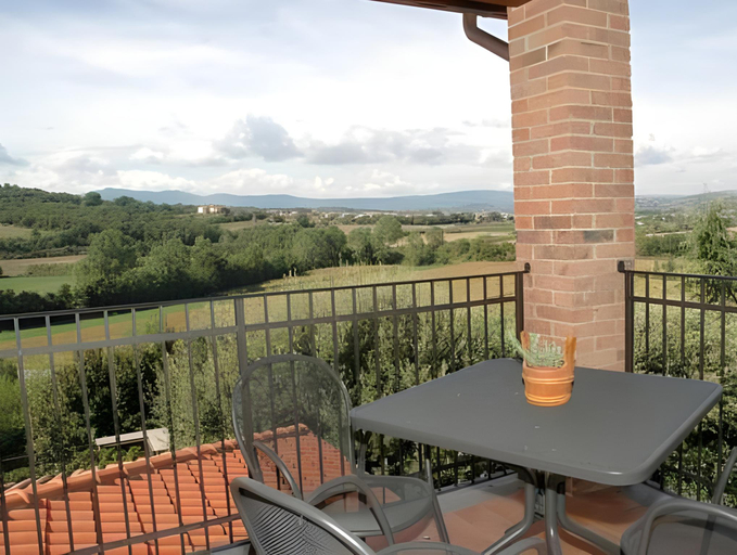 Balcony/terrace 2, Air-conditioned flat with pool and wellness area, Perugia