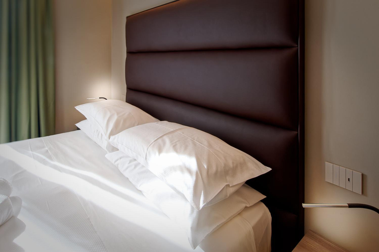 Bedroom 13