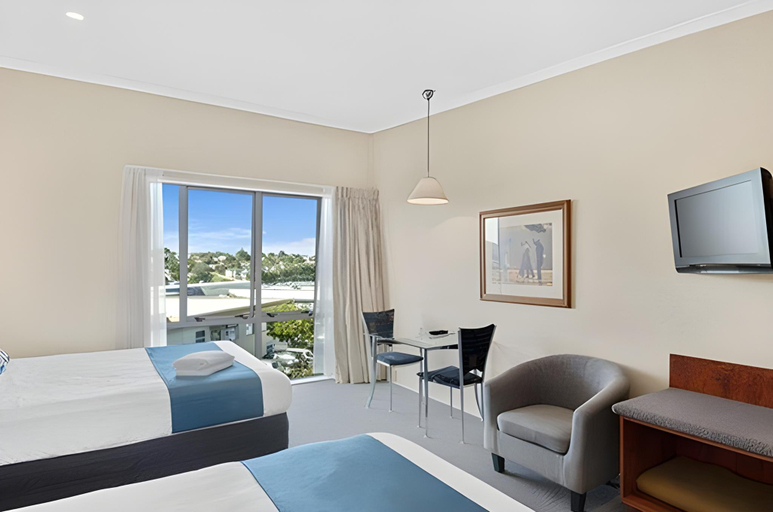 Bedroom 3, Aristotles North Shore Motel Auckland, Waitakere