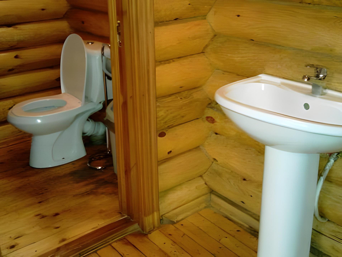 Bathroom 5, Edelweis Hotel, Sochi gorsovet