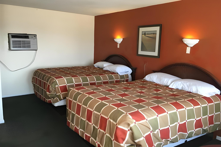 Bedroom 4, Travelors lodge eads colorado, Kiowa