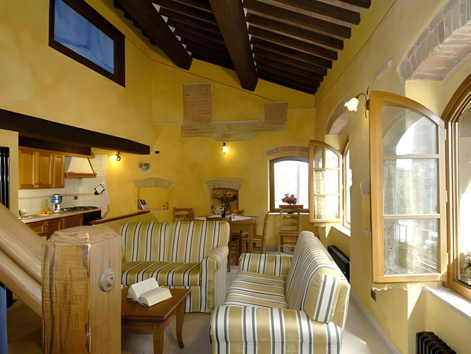 Others 4, Osteria Del Borgo B&B, Siena