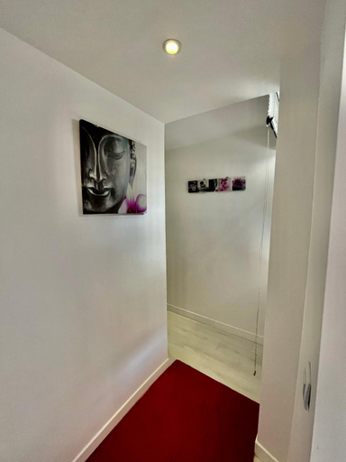 Others 5, L'Oasis, Paris