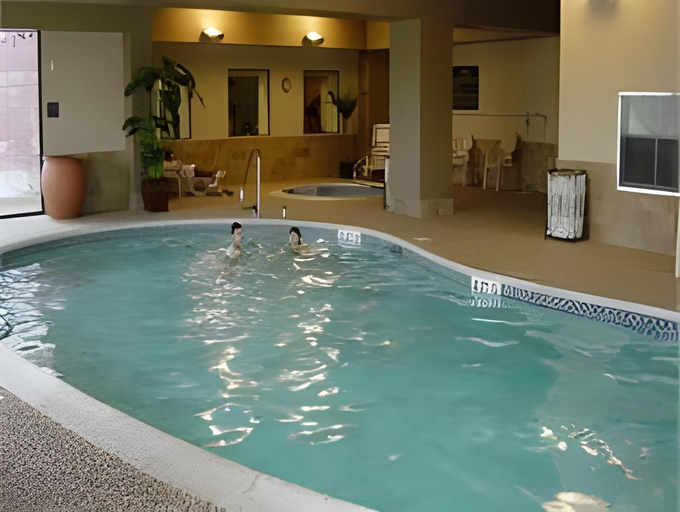 Sport & Beauty 5, Hampton Inn & Suites Manchester-Bedford, Hillsborough