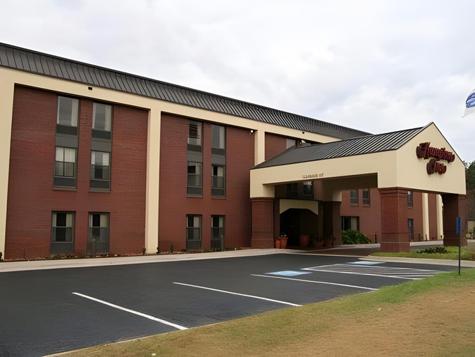 Exterior & Views 2, Hampton Inn Tomah, Monroe