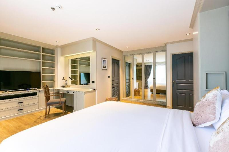 Bedroom 8