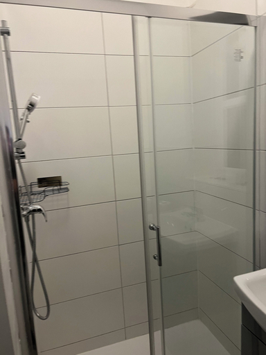Bathroom 2, Alton House, Oldham