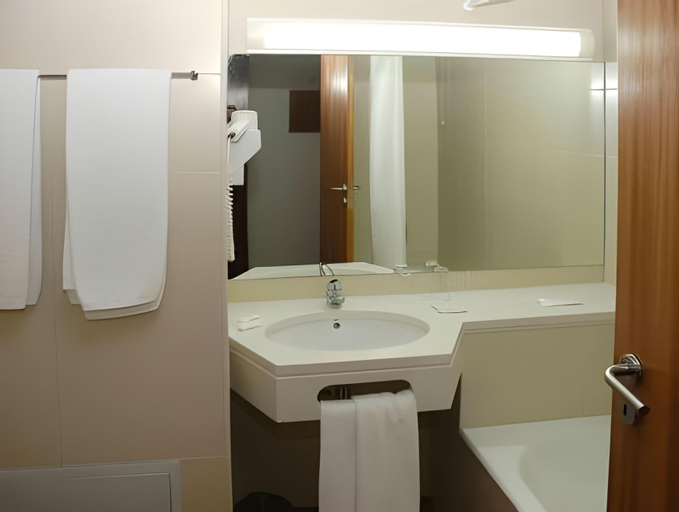 Bedroom 4, Hotel Cristal Caldas, Caldas da Rainha