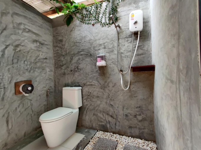 Bathroom 21