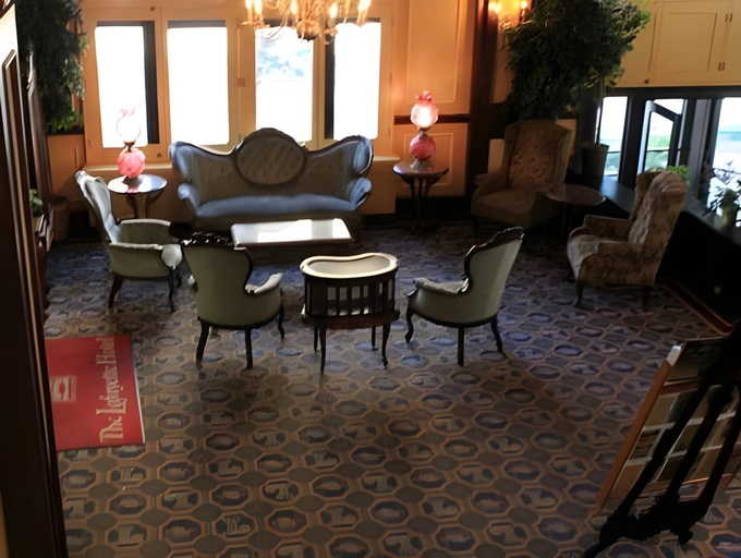 Public Area 3, Lafayette Hotel Marietta, Washington
