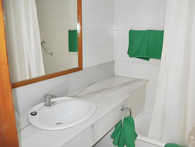 Bathroom 5, Vista Oasis, Las Palmas