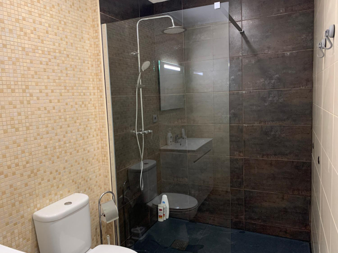 Bathroom 3, Campanha Boutique Station, Porto